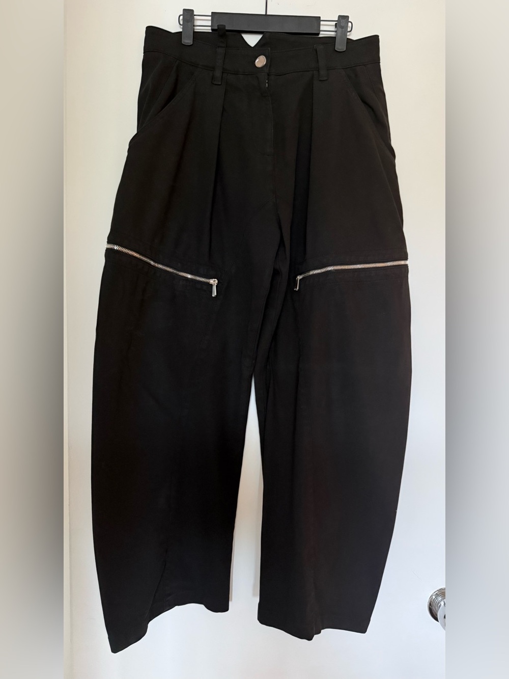 Pinko Black Cargo Pants with Horizontal Zip Pockets size 42